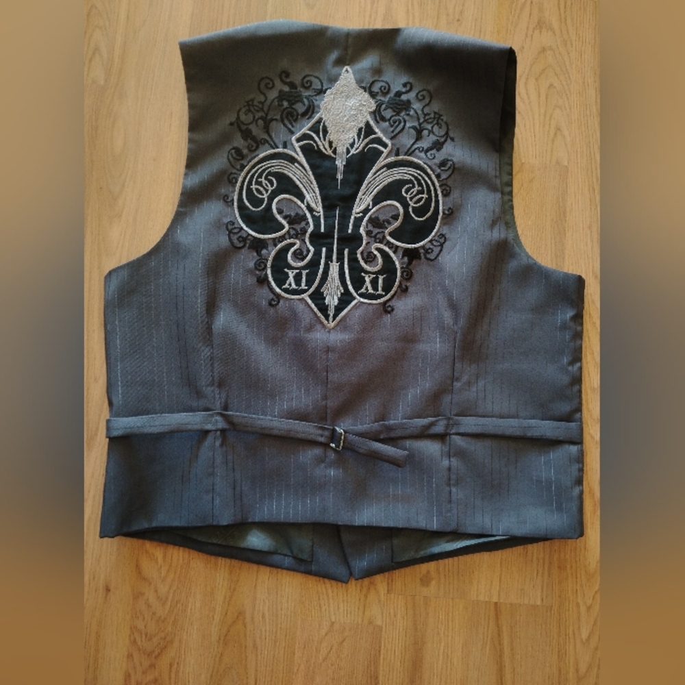 Embroidered Gray Vest with Fleur-de-Lis Design